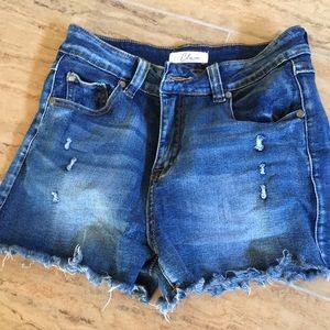 Elan Jean Cutoffs, size M